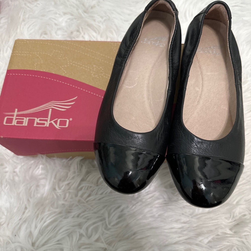 Dansko Lisanne Black Flats